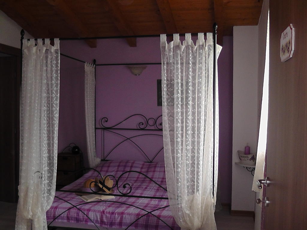 B&B I Viandanti Piancogno Pokoj fotografie